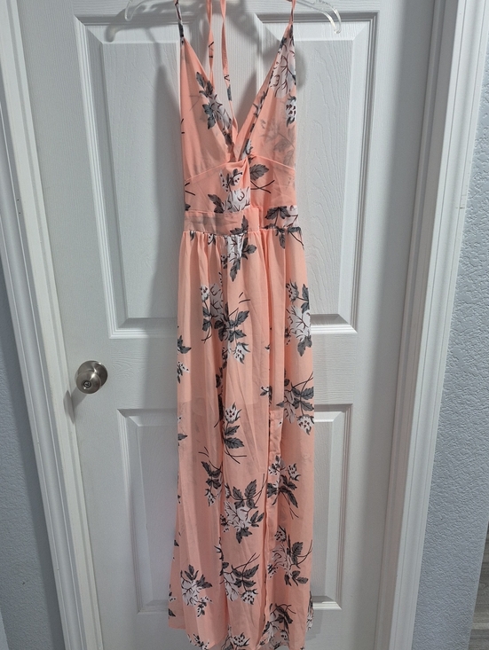 Landing Closet Dresses & Skirts - Backless Floral Maxi Dress - Peach
